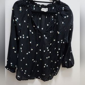 Velvet by Graham & Spencer boho top, black with daisies, size M